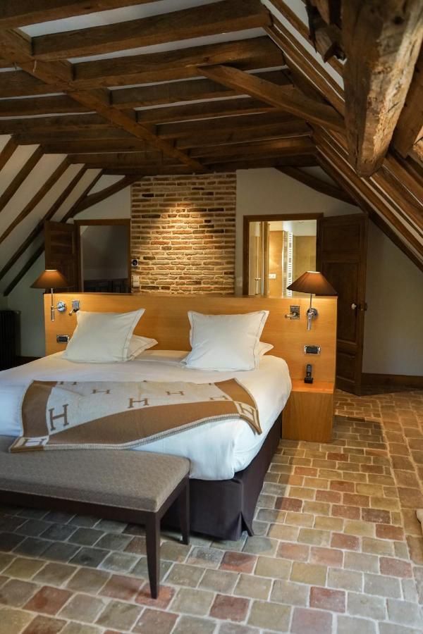 Hostellerie De Льоверноа Екстериор снимка