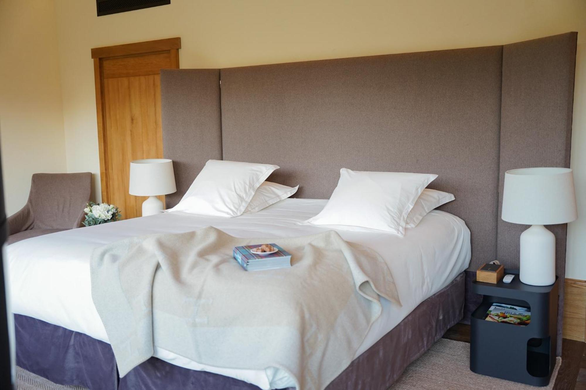 Hostellerie De Льоверноа Екстериор снимка